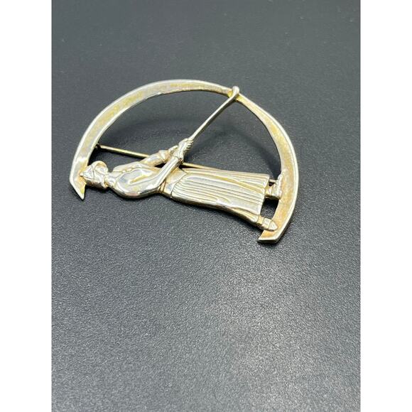 MFA Art Nouveau Reproduction Vintage Lady Golfer Swinging Sterling Silver Brooch - Picture 5 of 9